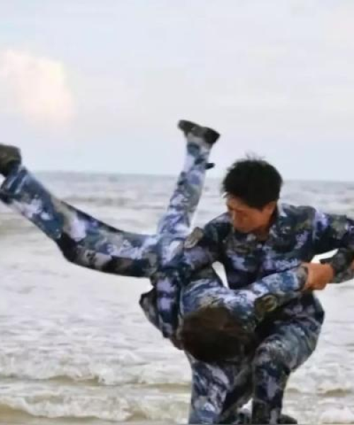 海军女兵早上问候图片最新报道