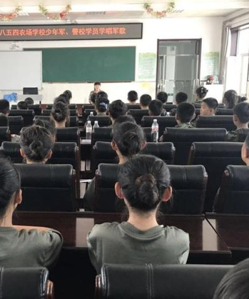 警校学生励志语录，坚韧不拔，青春有为
